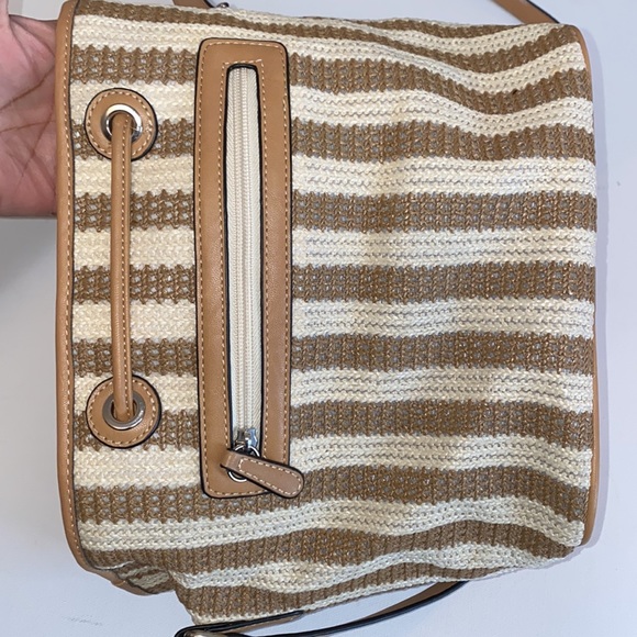 Giani Bernini Striped Two Tone Straw Bucket Crossbody Bag (Used) - Picture 5 of 15